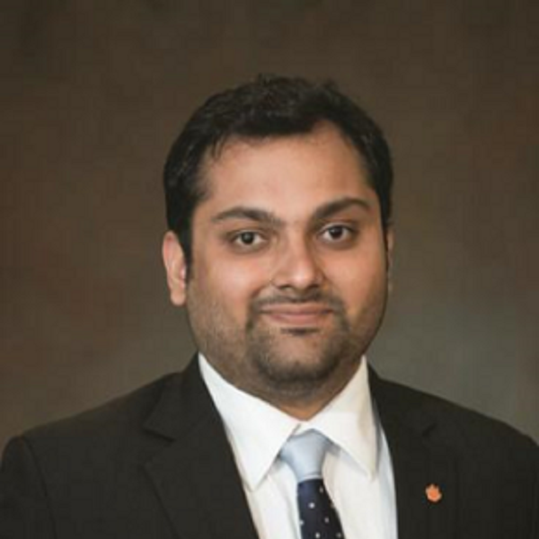 Devarshi-thakkar-managing-partner